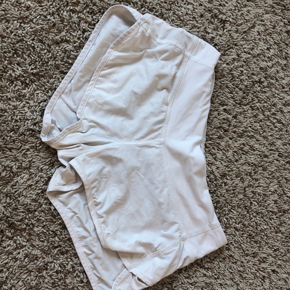 White Lululemon Speed Up Shorts 2.5”